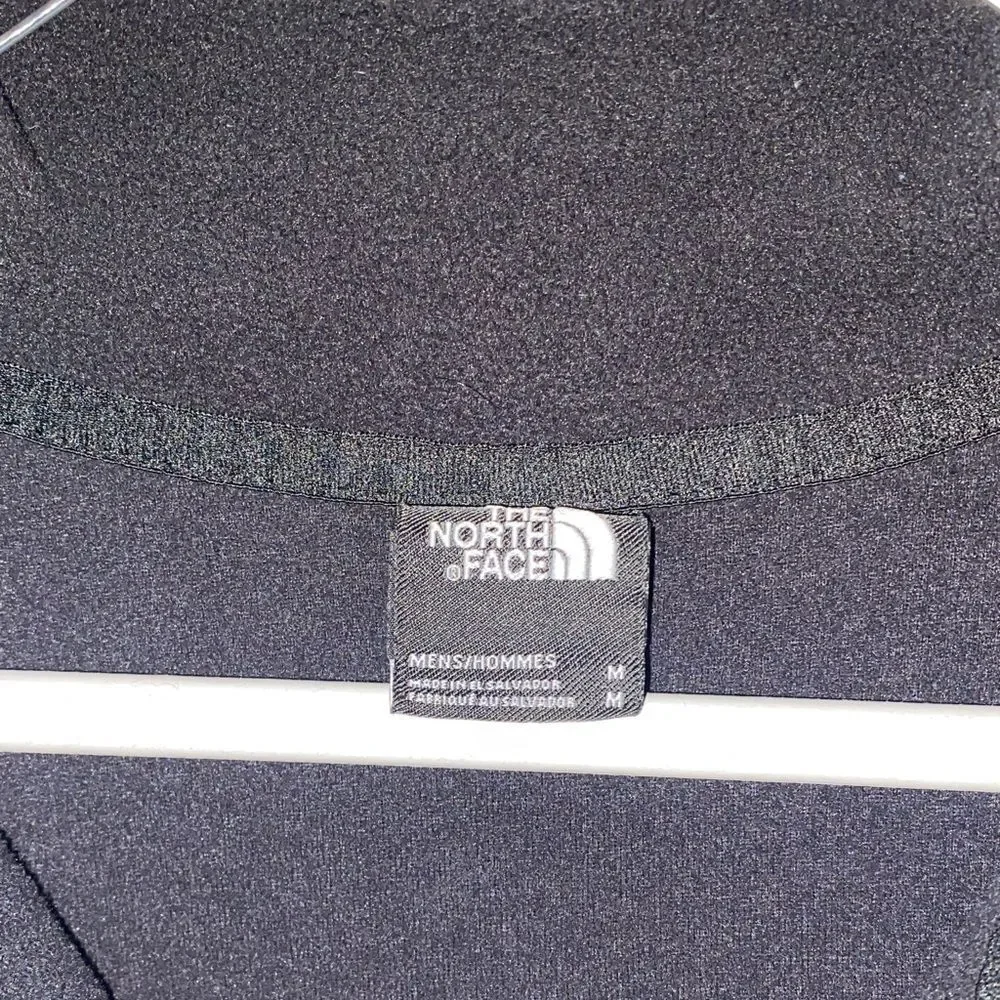 The North Face Men’s Medium Fleece Jacket in Blue and Black